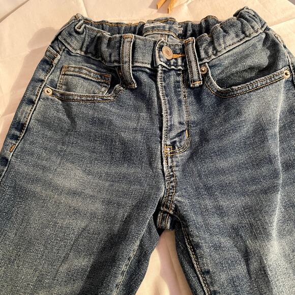 Old Navy Blue Jeans Size 8 Child Straight elastic back Build in flex - Picture 8 of 10
